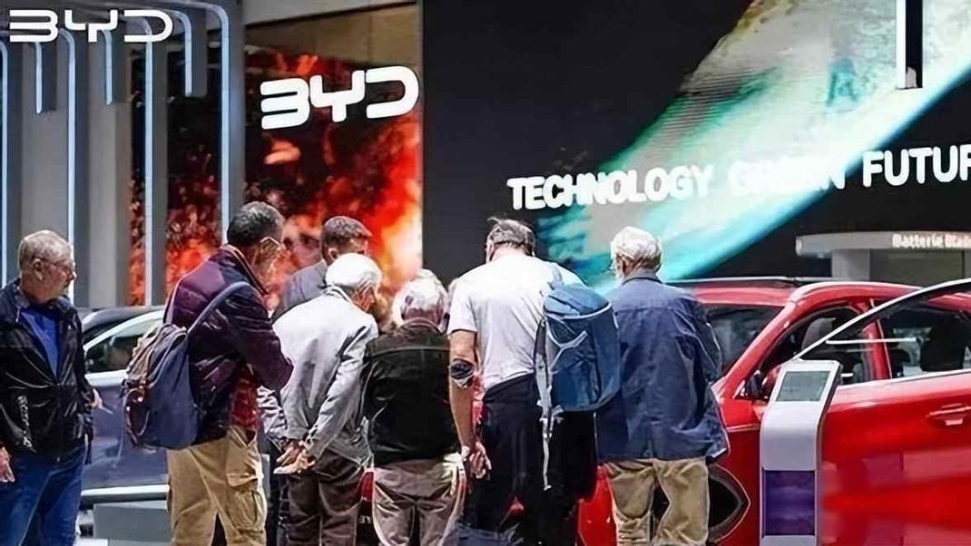 王传福的“欺骗战略”，国内销量暴跌38%，却让竞争对手坐立不安
