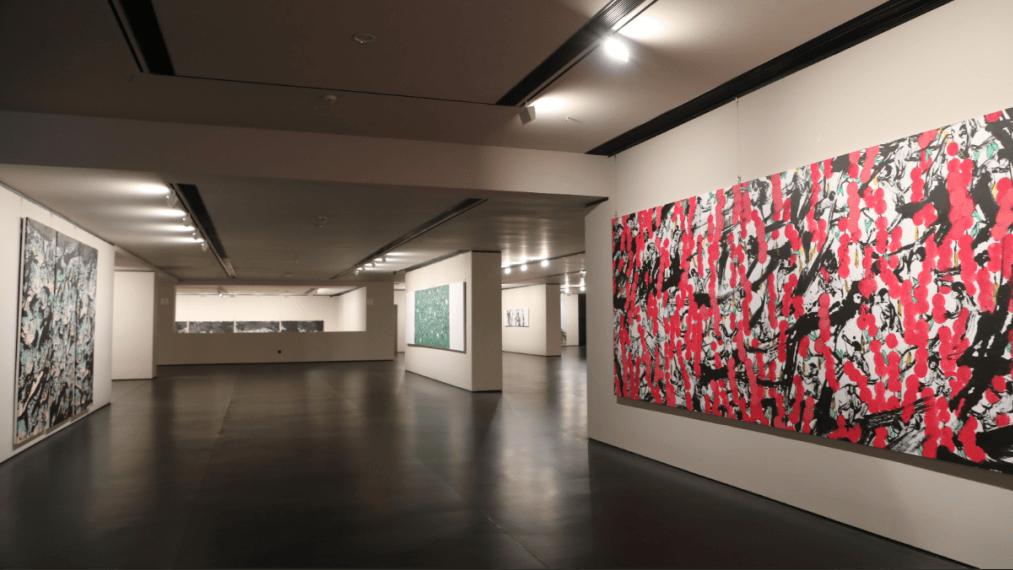 “万马纳福·群猴闯春”黄胜凡迎新春书画艺术展开幕