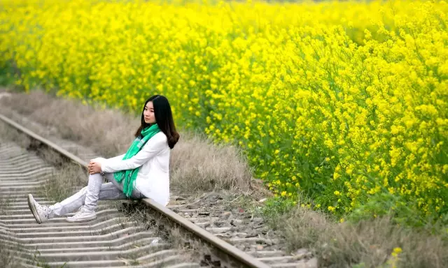 人生真相：靠山山会倒，靠人人会跑，除了自己谁也靠不了