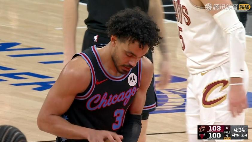 骑士险胜！哈登36+7+9，赛后布泽利斯走过来，一把抱住哈登