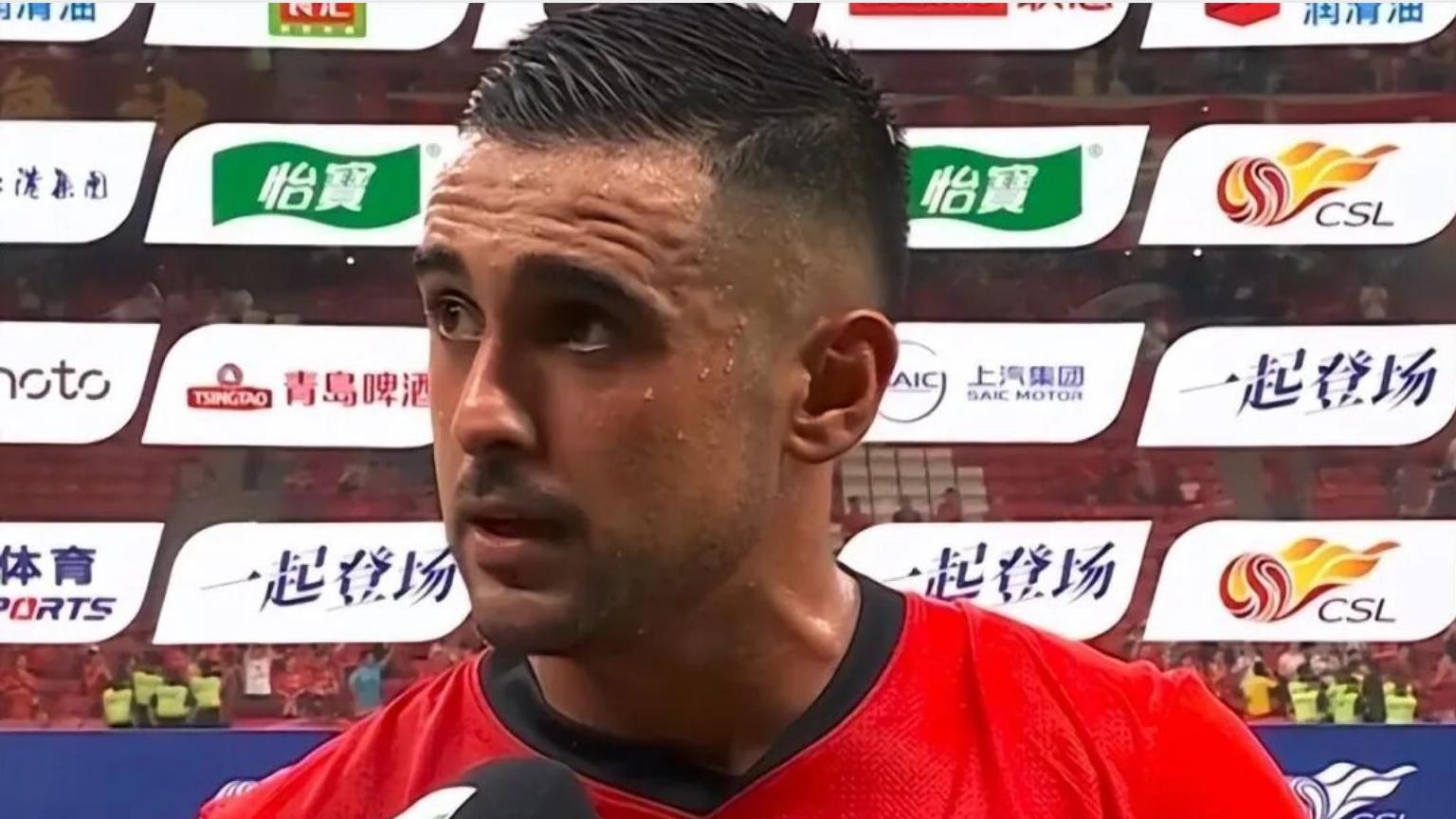 国足新归化目标浮现！海港巴西前锋单季独造28球成锋线