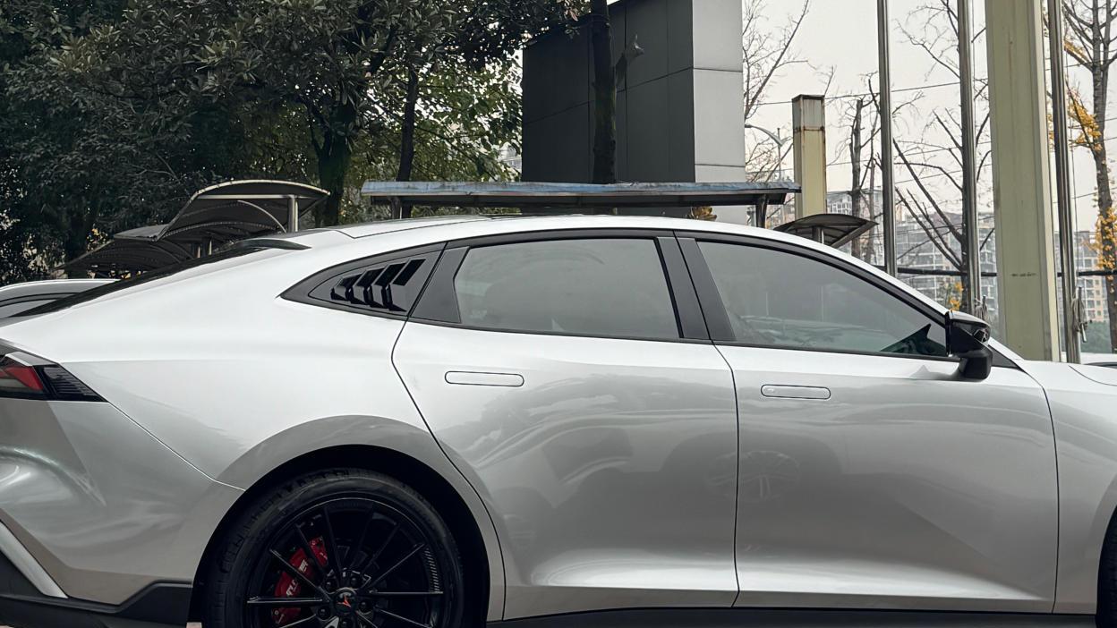 车窗膜十大品牌排行榜，车窗膜品牌名单，这些牌子凭实力出圈