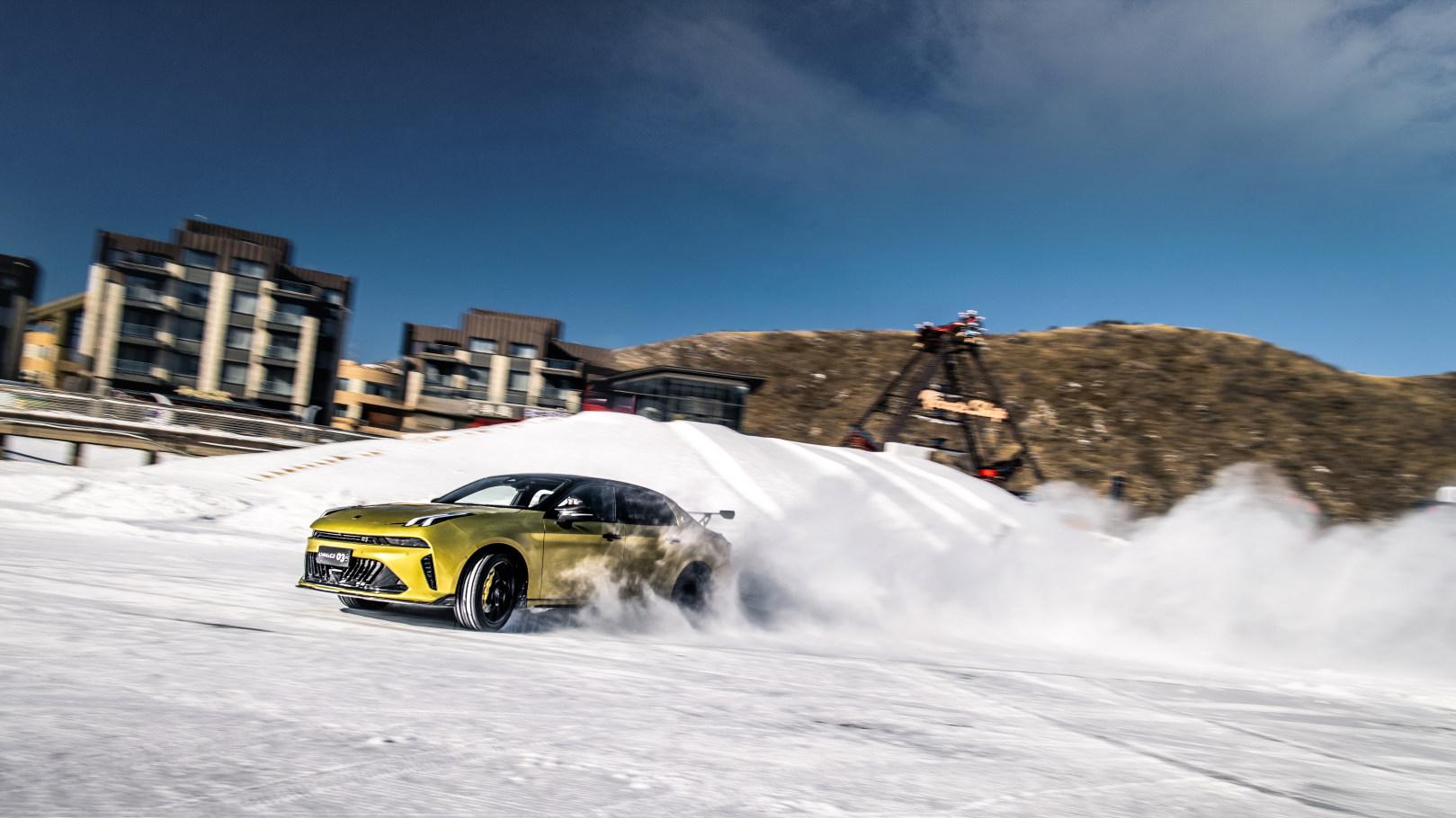 极寒挡不住驰骋心，领克03家族桦皮岭雪原一路稳行超吸睛