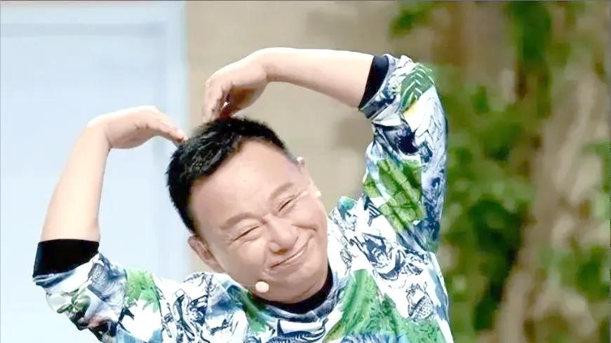 57岁邵峰近况曝光！为救身患重症的妻子倾尽家产，如今拼命赚钱还债