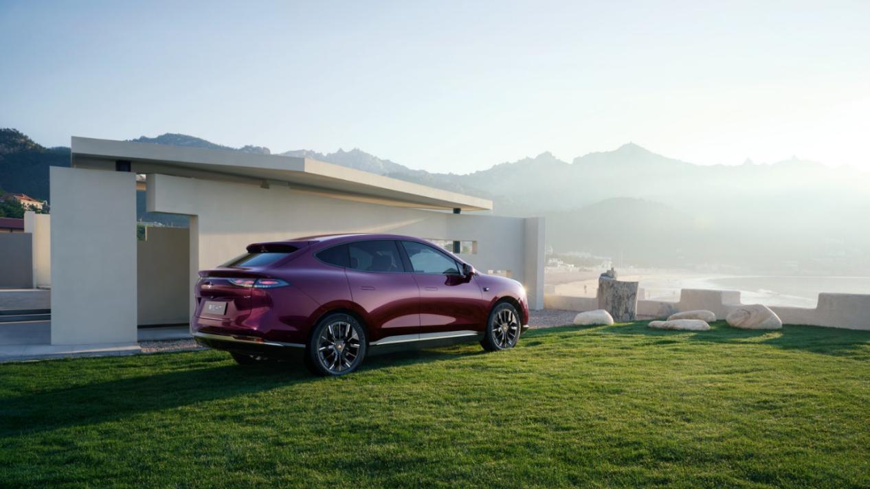 15 万左右家用大五座 SUV怎么选，看昊铂 HT 就够了