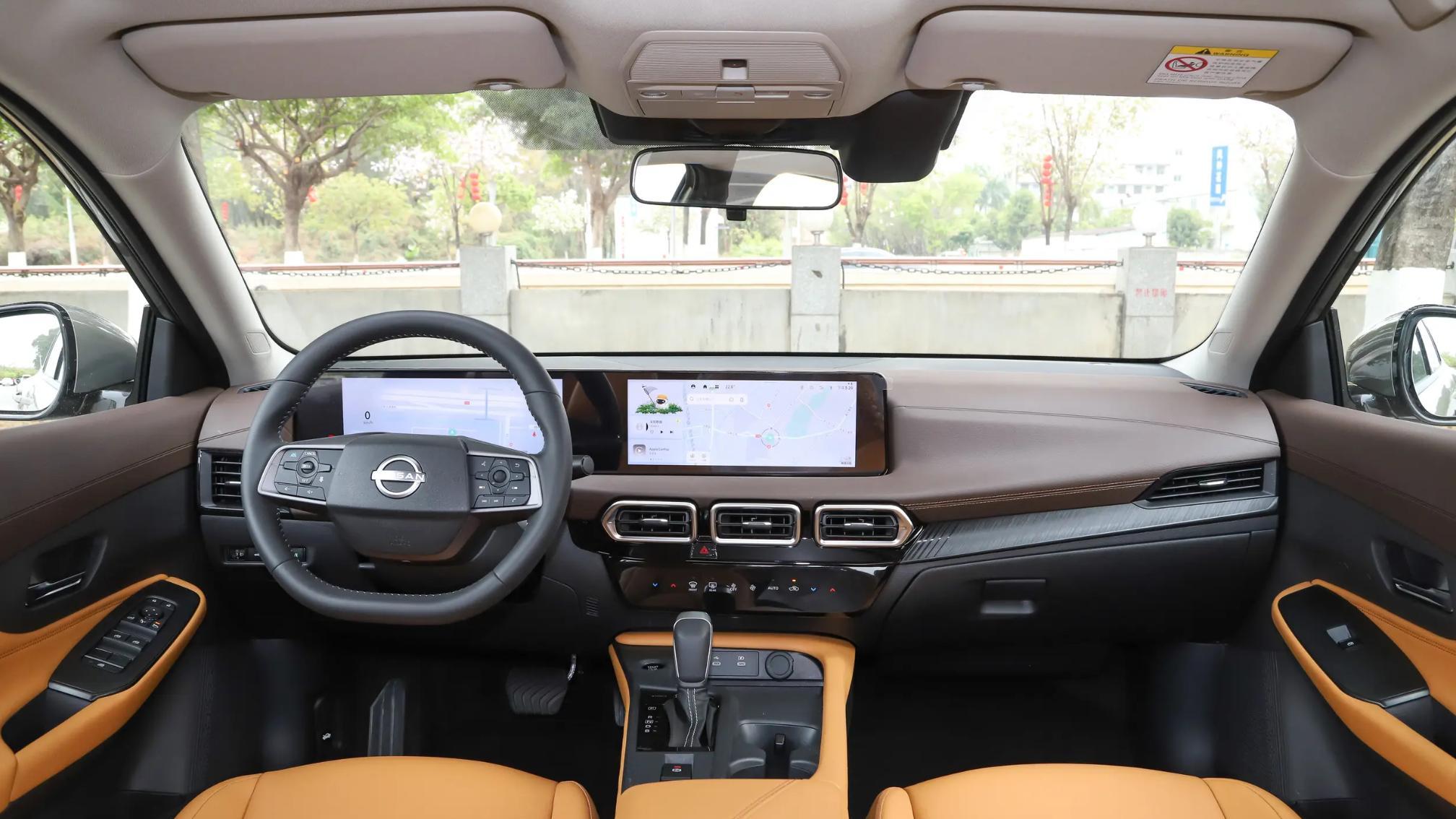 新轩逸帅多了，贯穿灯大连屏，动力弱不一定是缺点，价格如何？