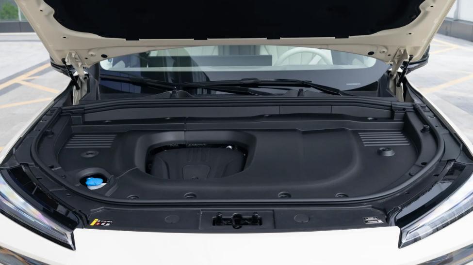 颜值与智能双重进化，29.98万起，26款蓝山是实力派？