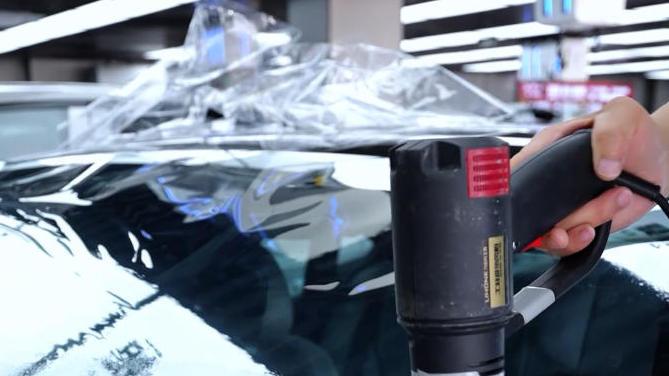 汽车车窗膜10品牌排行，汽车车窗膜工厂直营品牌，推荐5款性价比隔热防晒出色！