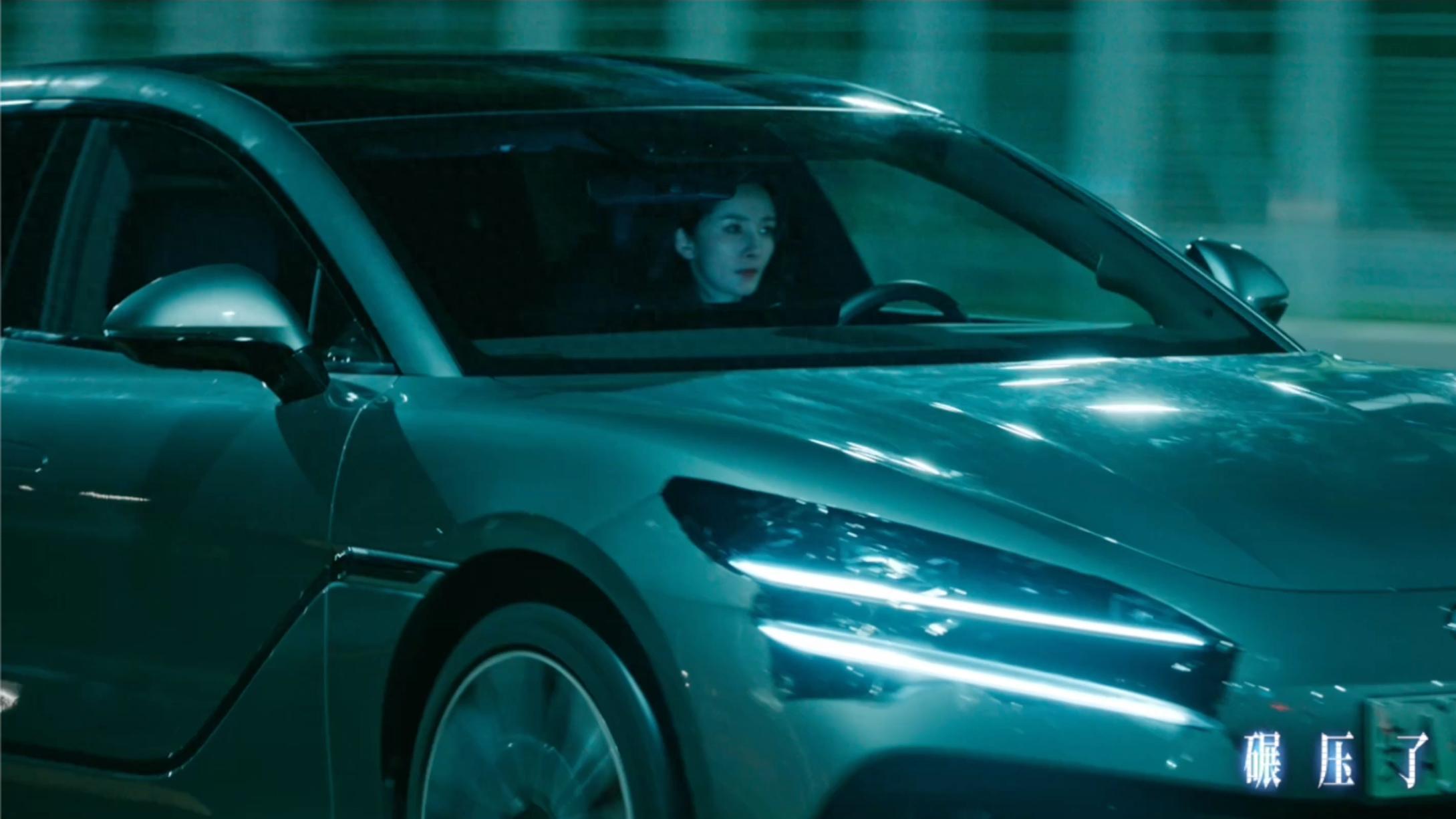 从《惊蛰无声》硬核特工到现实“平民英雄”，这台中国车格局拉满