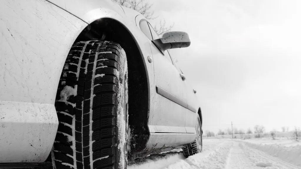 冬季用车，这8个“好心办坏事”的操作，很多车主却还在做！