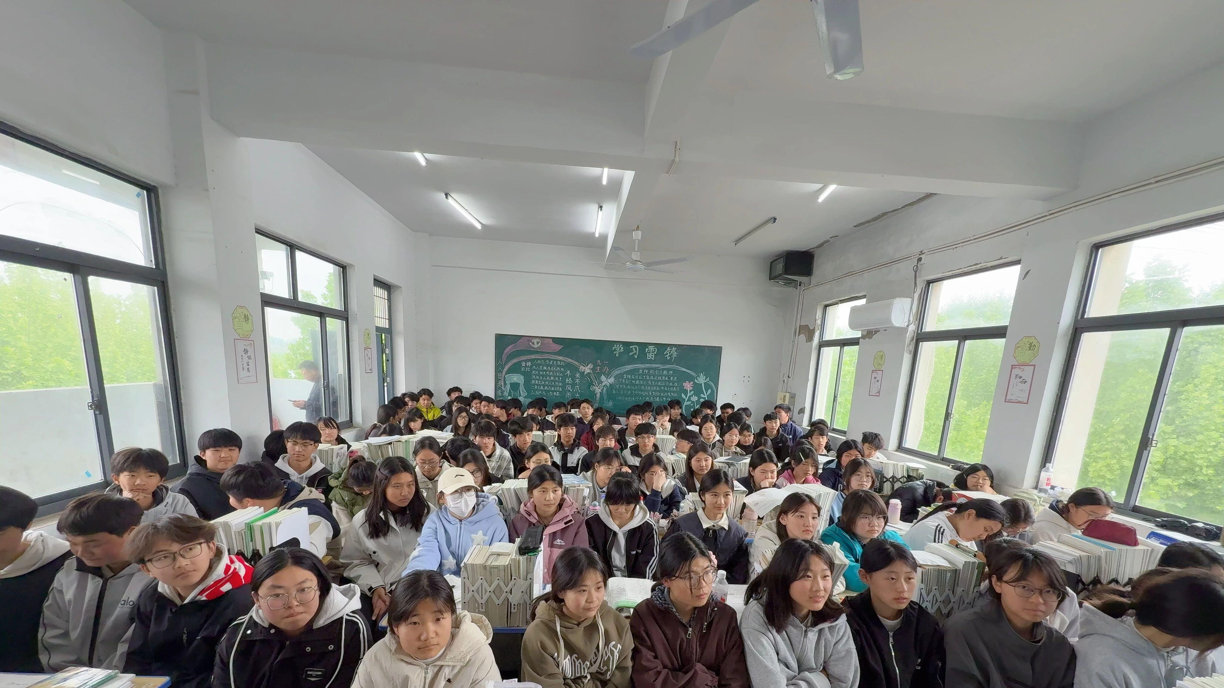 青少年心理专家潘新凌受邀为兴华学校开展构建学习动力主题讲座