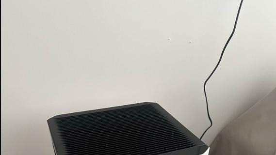 不止除醛除尘！新颐空净衣柜室内异味吸附能力深度实测