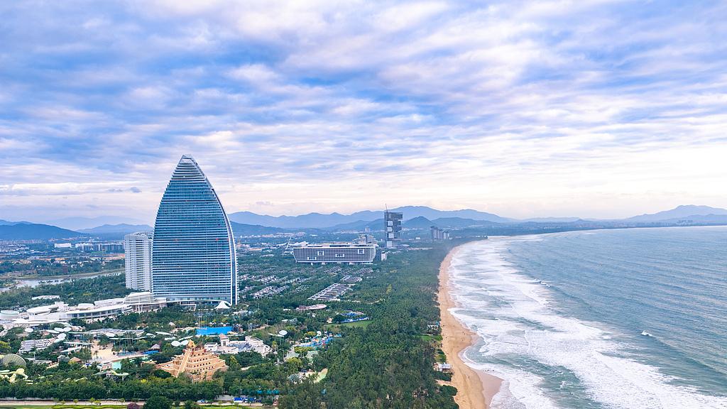 蝴蝶大乐透26004期分析，本期的冷码有较大机会开出2到3个号码，需要防一下