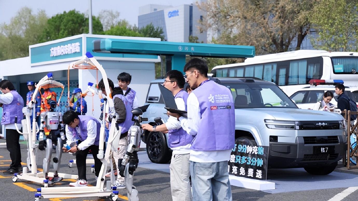 从机器人半马中能看到那些趋势？