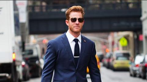 为什么中国很少有人穿三件套西服？