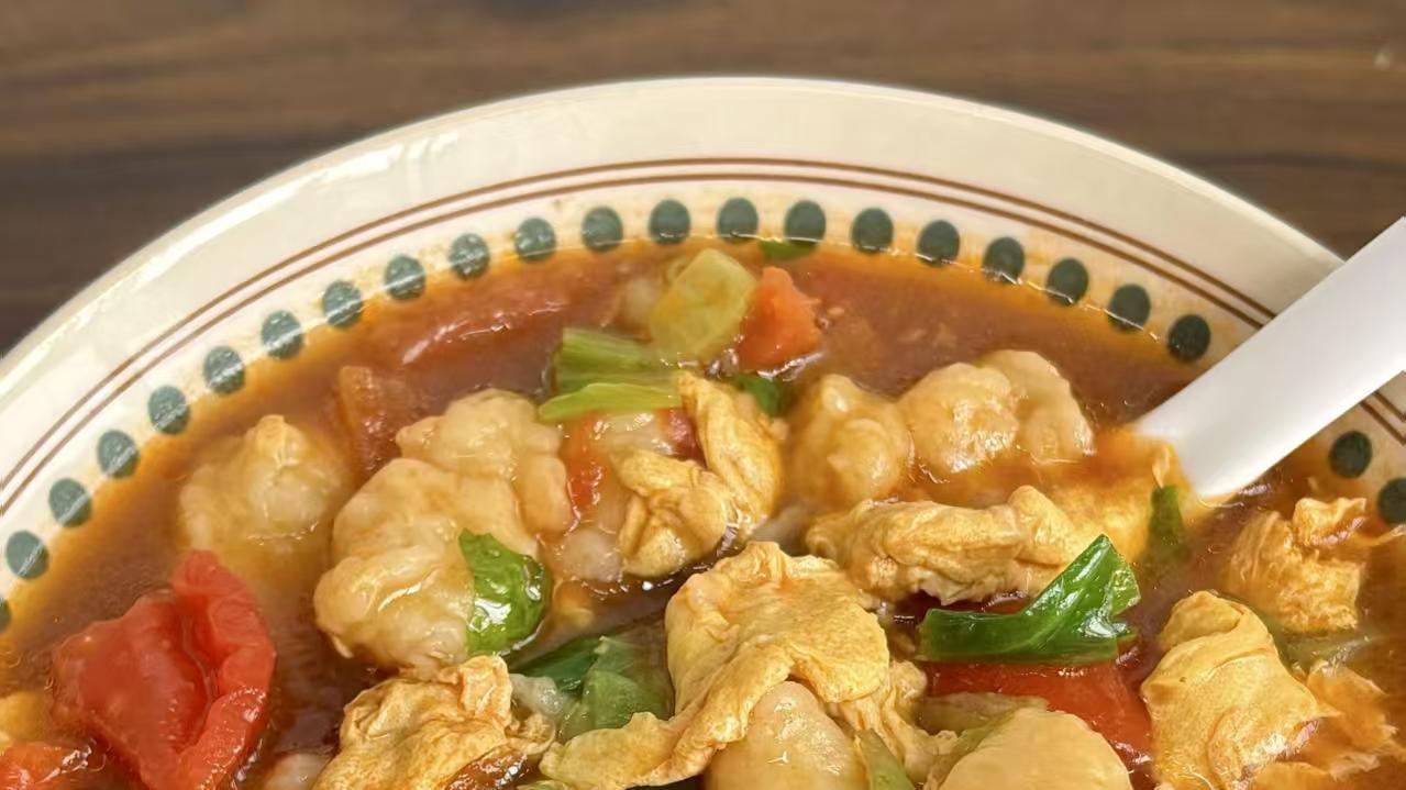疙瘩汤：面疙瘩裹满汤汁，一口鲜爽，治愈所有没胃口的时刻