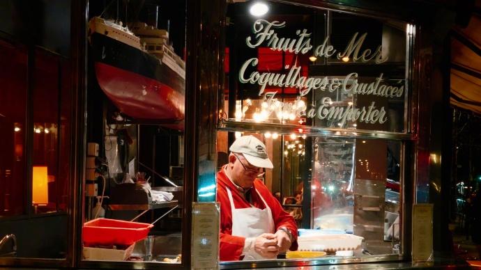 不是大家突然有钱了，而是Find N6让“买顶配”这件事更合理了