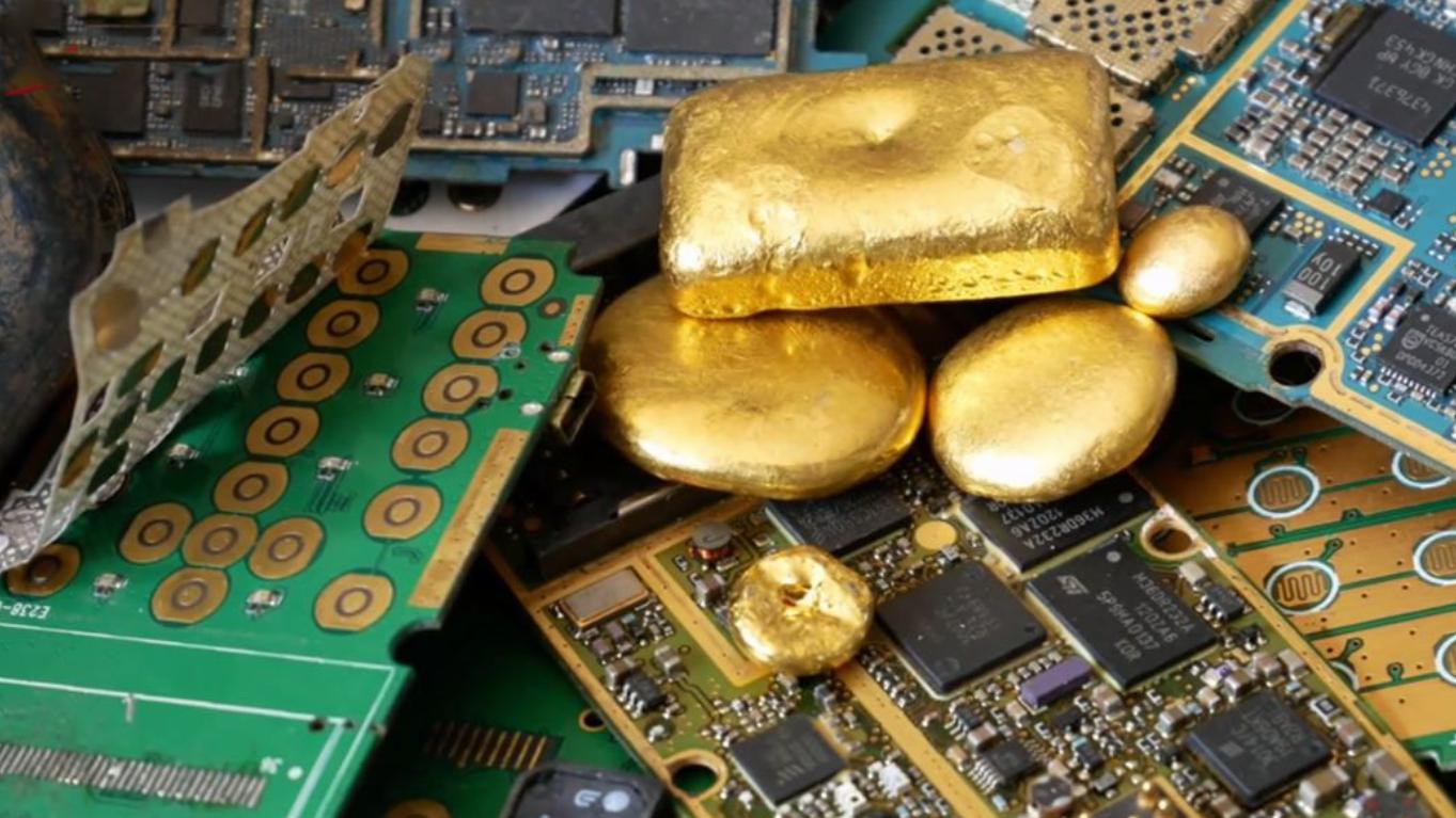 别再拿旧手机换盆了！1吨旧手机能炼200克黄金