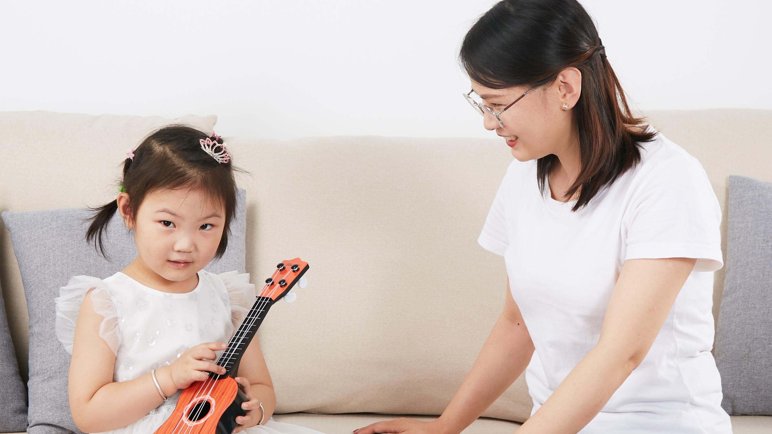 为何反对每天只给孩子玩半小时手机，更反对周末才玩？看过就懂了