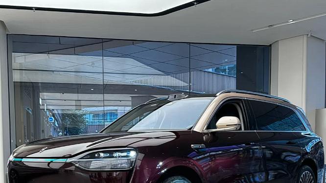 老爸要M9，我却馋9X“身子”…这代沟没法跨了？！