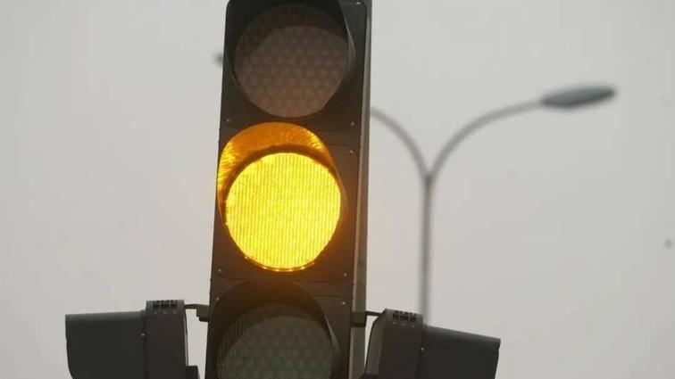 道路上违反相应机动车法规的车辆越来越少