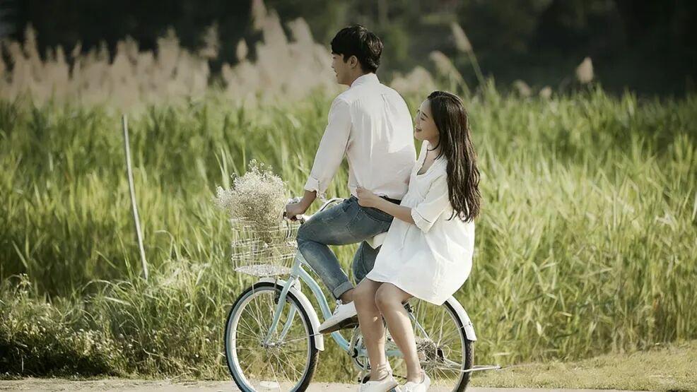 婚姻感觉不对劲？3个身体信号，教你识别“假性亲密”