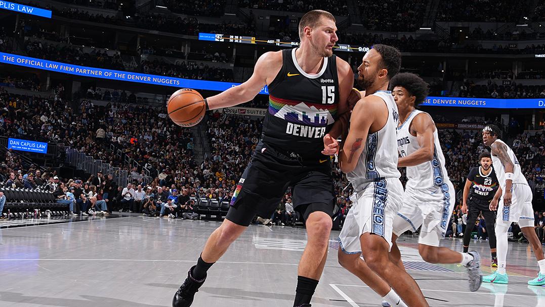 反超火箭，重回第三！约基奇26+15+11，连续4场三双，穆雷23+6+7