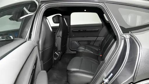 春日里的新阿维塔12，全路况试驾感受，全方位解读亮点