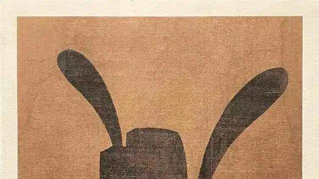钱弘俶戴的 “兔耳帽” 火了！《太平年》里的翘脚幞头，不是瞎编