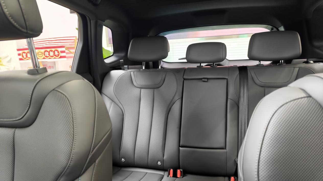 价格击穿底线！2026款宋Pro DM-i 220km版探店：这车太夯了！