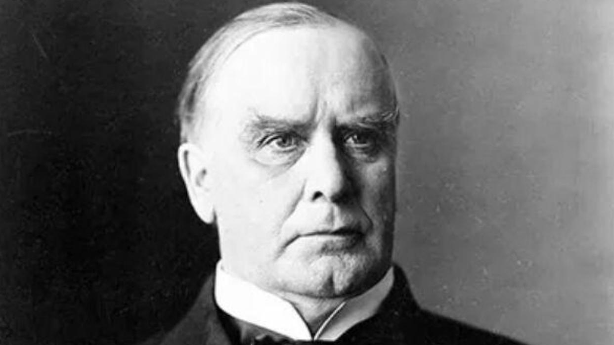 麦金莱推行改革，塑造美国经济辉煌，但因迁就大财阀而被刺杀