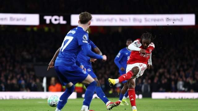 阿森纳埃泽一剑封喉不动声色，他一定想起了什么其他的事情！超级世界波助阿森纳淘汰勒沃库森！