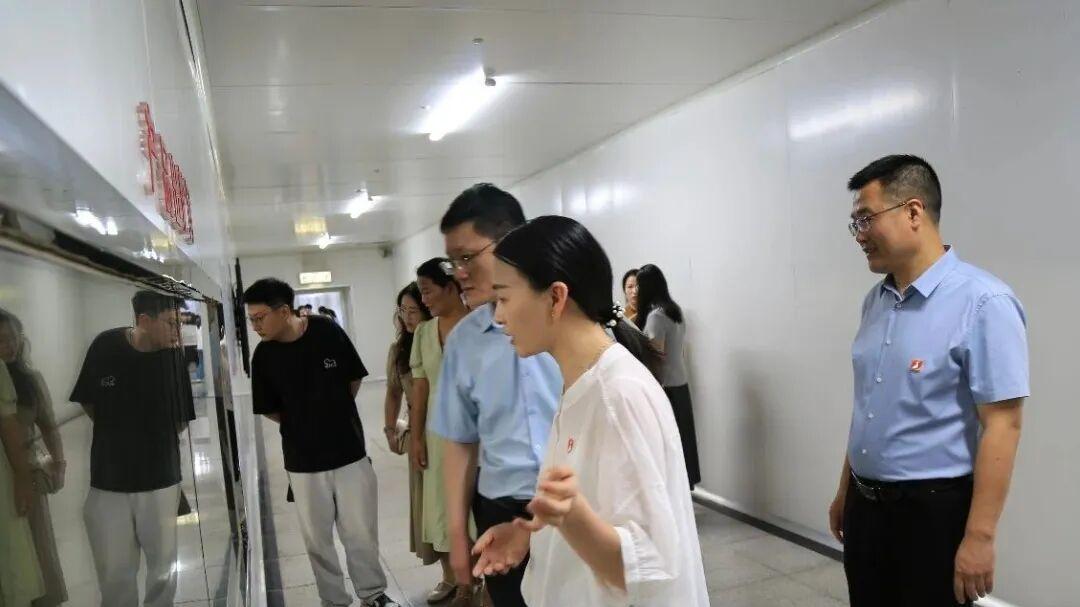 信阳农林学院与华英樱桃谷公司共建实习实训基地顺利签约揭牌
