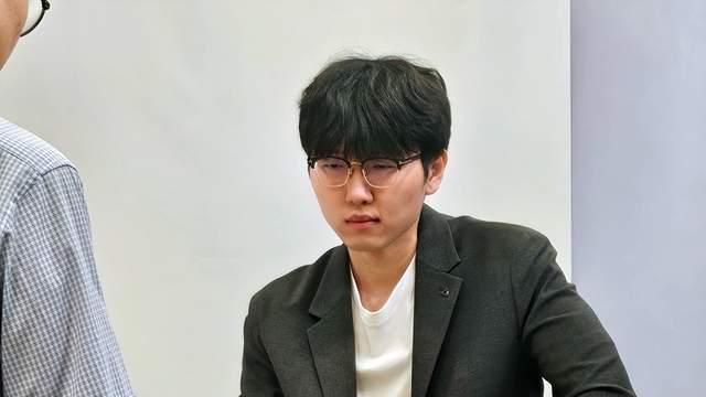 申真谞再胜卞相壹，距离苏泊尔杯最高棋士决定战六连冠仅差一胜