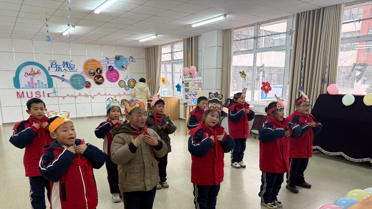 南阳市八全小学部：智趣闯关展风采 素养测评促成长