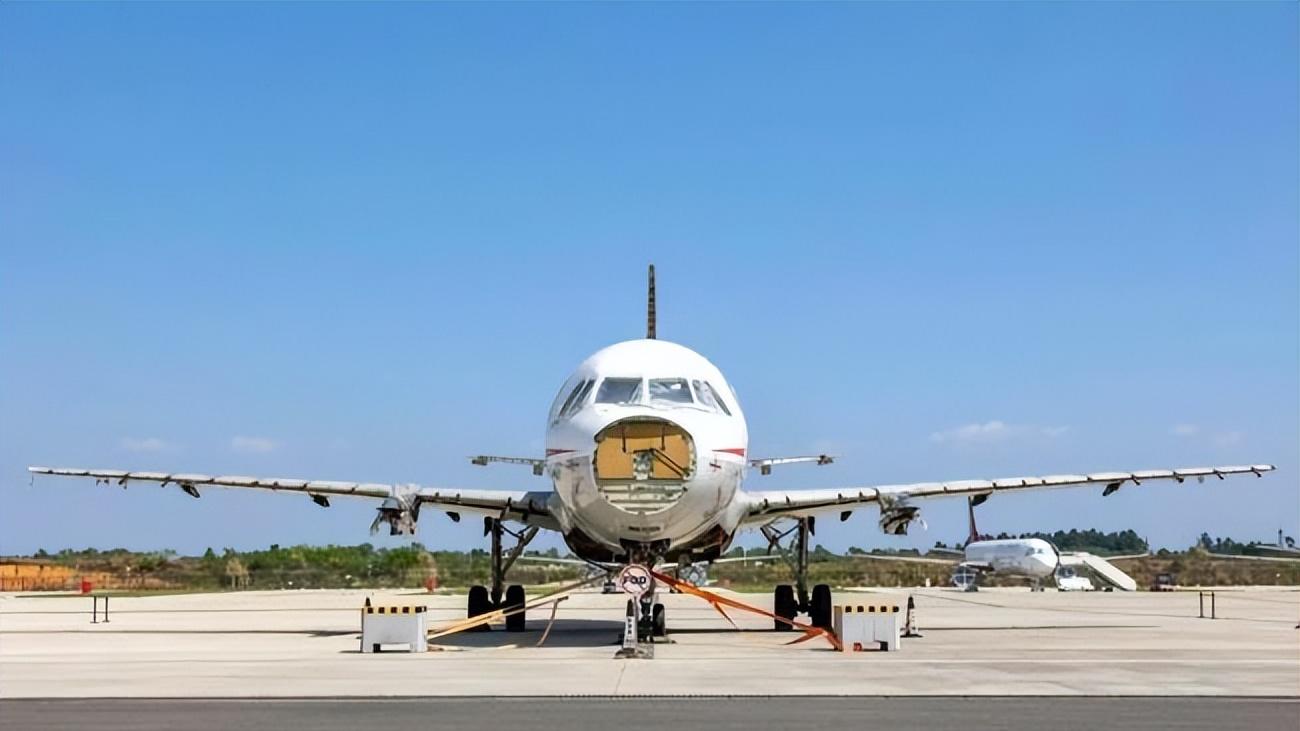 热搜！未来十年1000架飞机将退役，拆飞机生意兴起：变废为宝