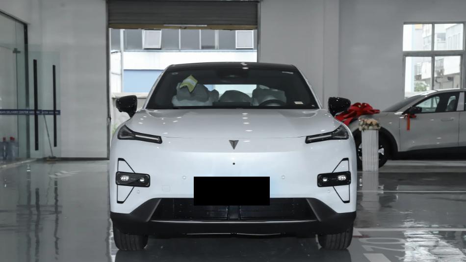 了解清楚不纠结，深蓝S05起售价11.99万，七款车型任你选