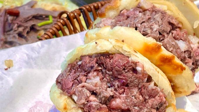 "16块的火烧张口就要吃"，家长感慨儿子上大学了都不懂挣钱的苦