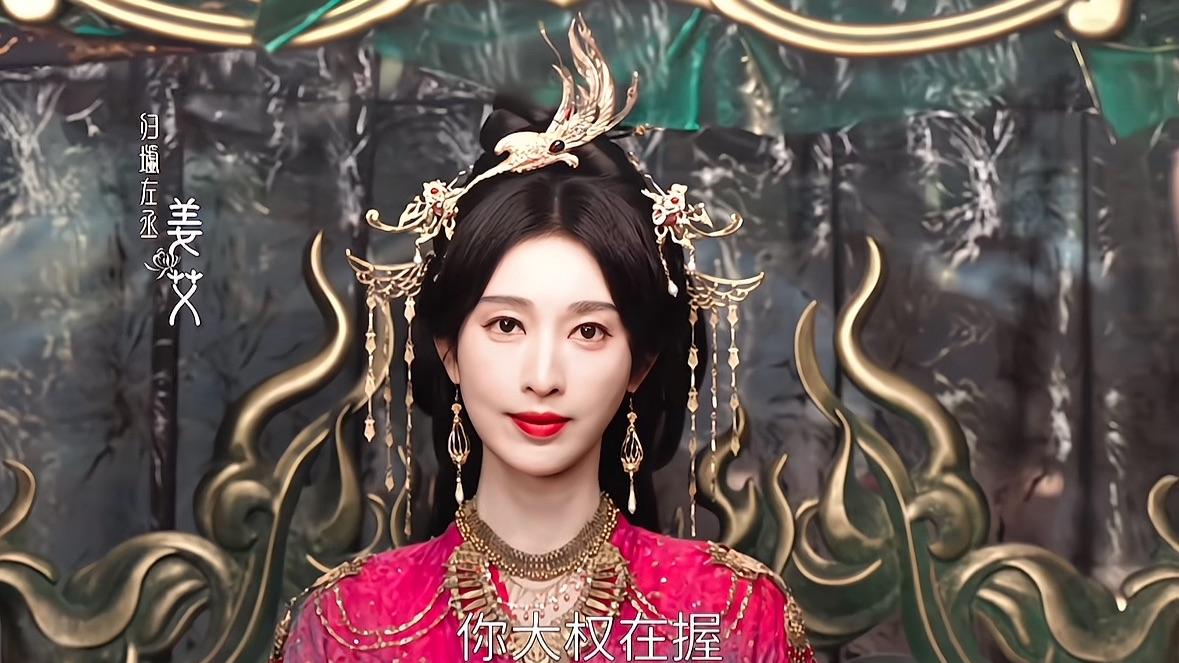 导演只是让41岁张俪来《白日提灯》中演个配角，结果却凭“换脸式演技”把主角的风头给抢了！