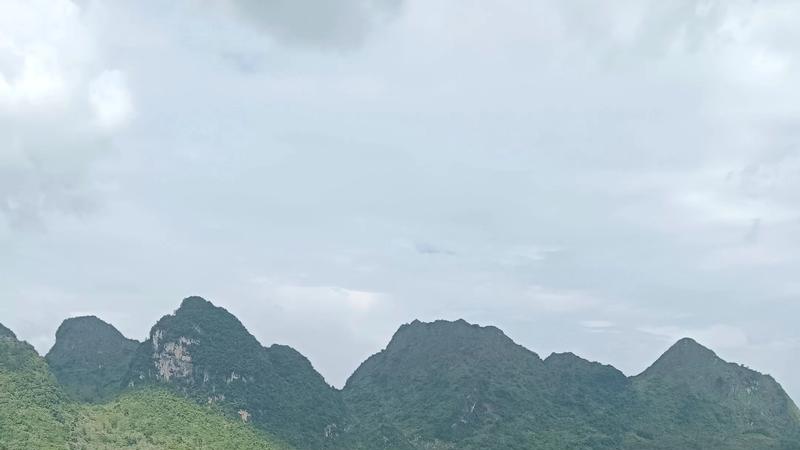 避暑界 "黑马" 杀出！云南失宠，这座小城让退休长辈集体 "搬家"