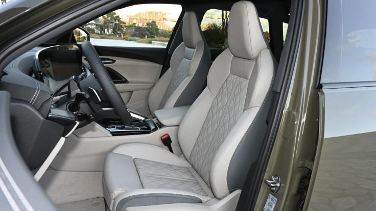 奥迪Q5L别乱选！这2个版本选了就后悔，第3个才是“真香”