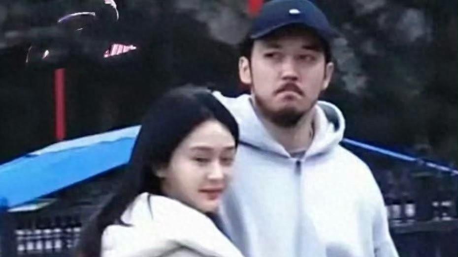 陈冰、陈牧驰尚未官宣生子“喜得麟儿” 八卦博主与娱记爆料，无官方证实。