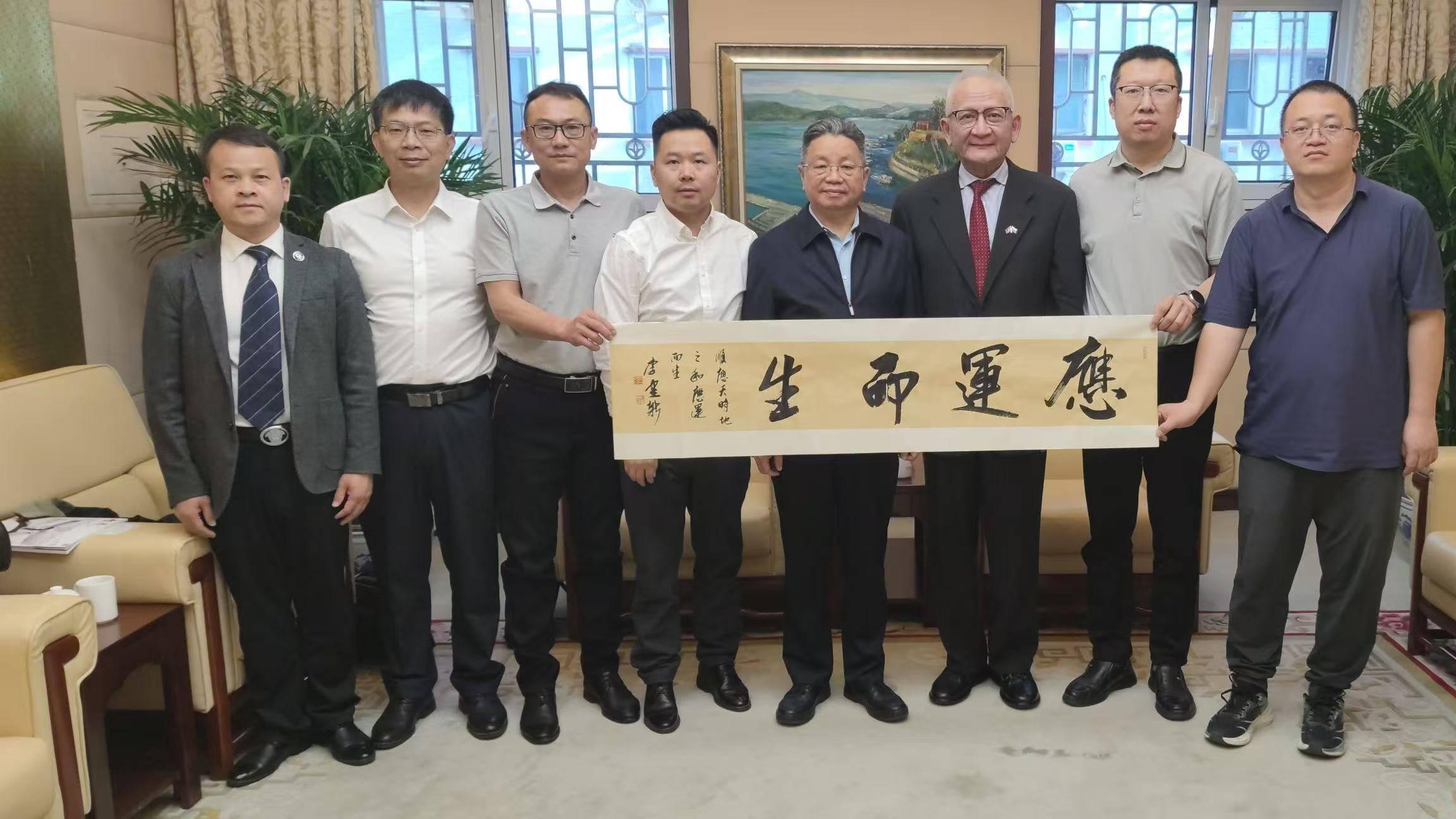 杨毅周在京接见共工新闻社代表团 共话国际传播新篇章