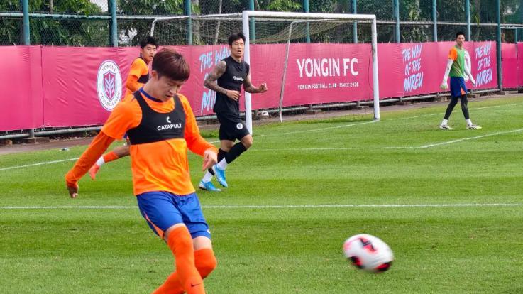 泰山队动态，热身赛1比5输球，主力在国足进球，克雷桑恢复训练