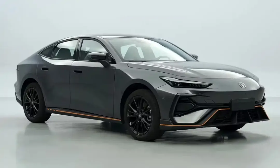 长安汽车发力蓝鲸超擎混动系统，4款HEV混动车型亮相工信部新车申报目录