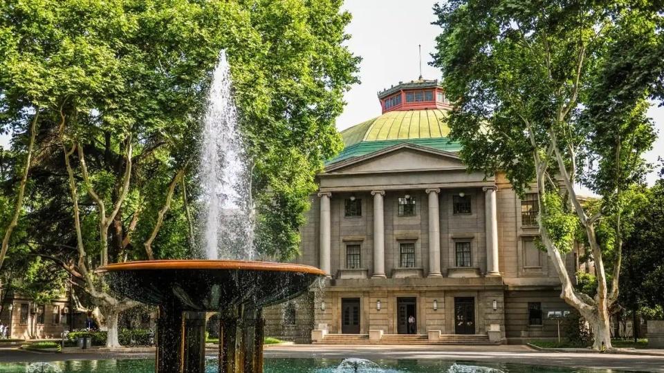 黄金期，近5年发展最快的6所985大学