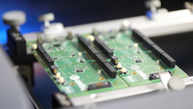 PCBA加工秘籍：如何根据产品尺寸和层数精准匹配Tg值？