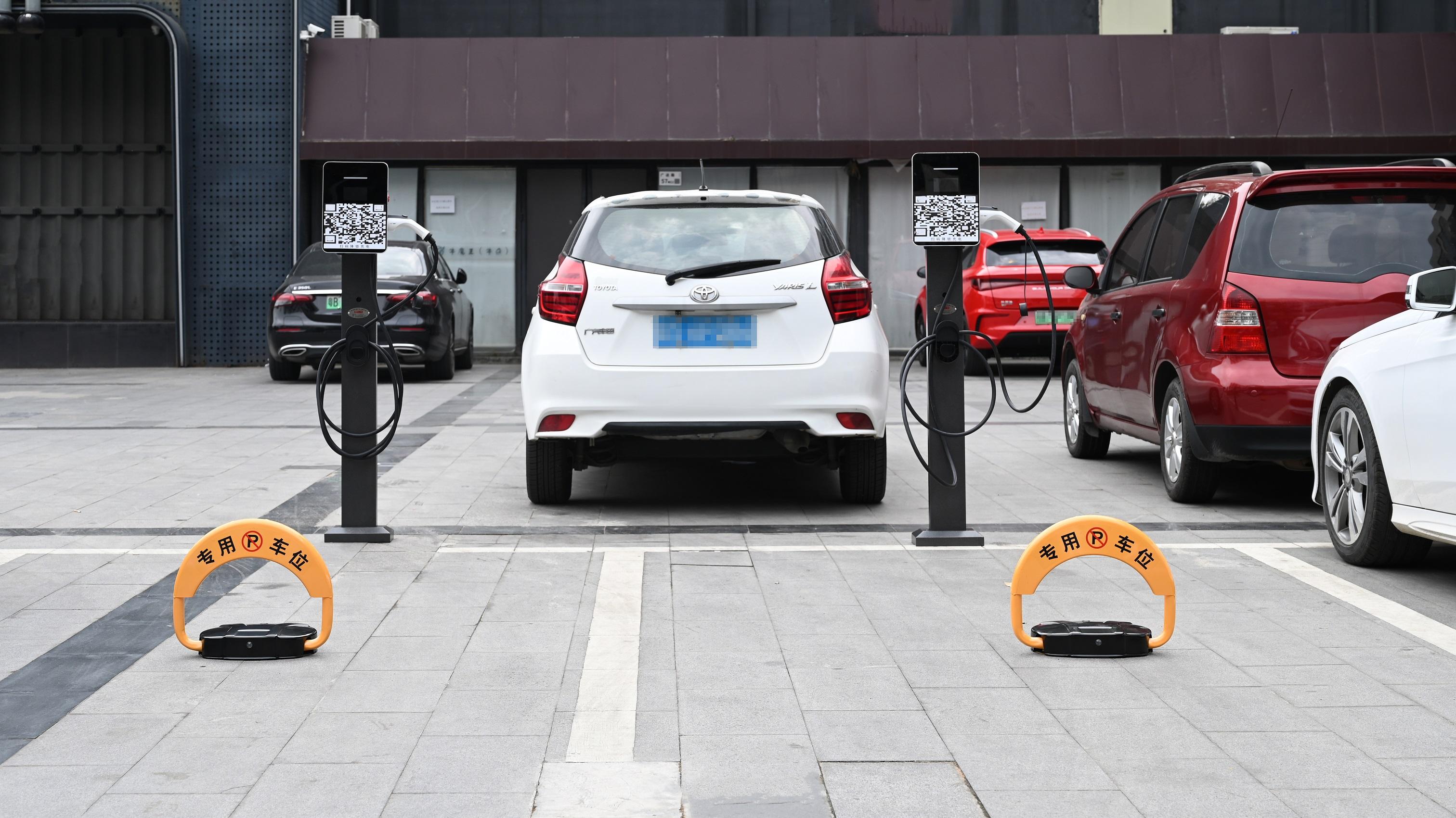 办公楼充电管理：攻克油车占位与数据孤岛的技术路径