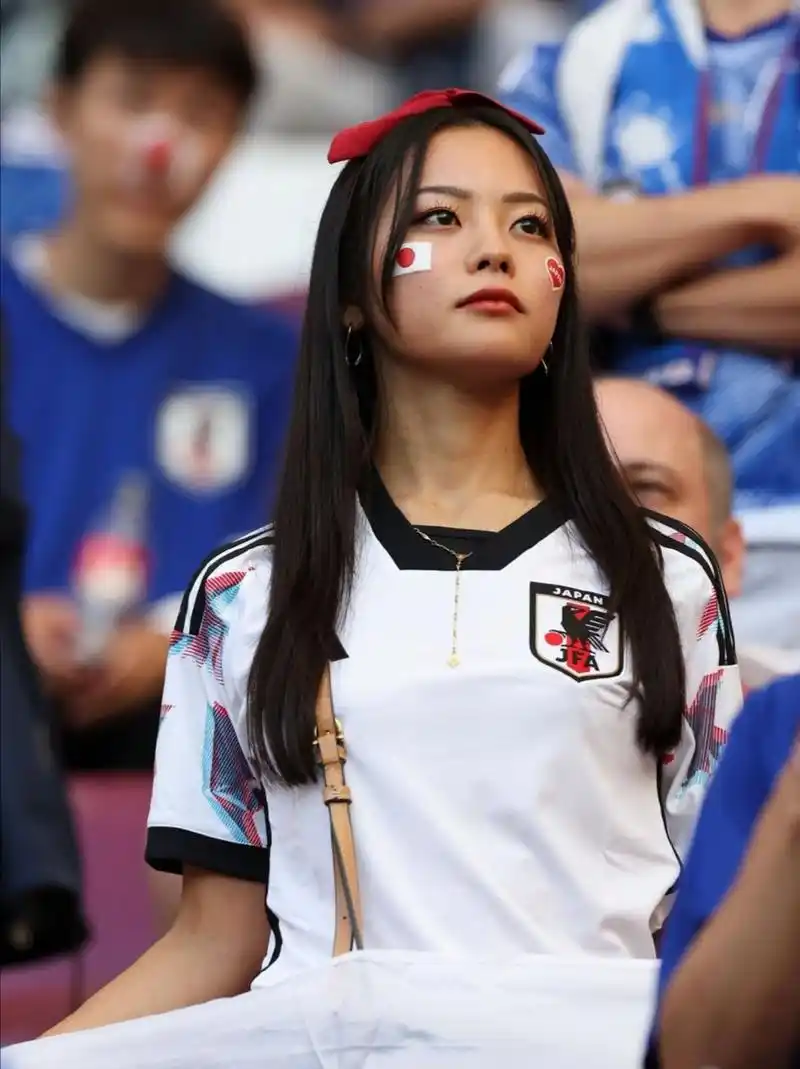 武磊还有油，新一期国足，邵佳一还是要考虑下武磊，他还是有用的