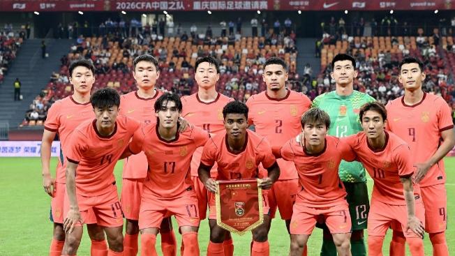 国足3连败后，邵佳一不下课，将继续带队征战亚洲杯